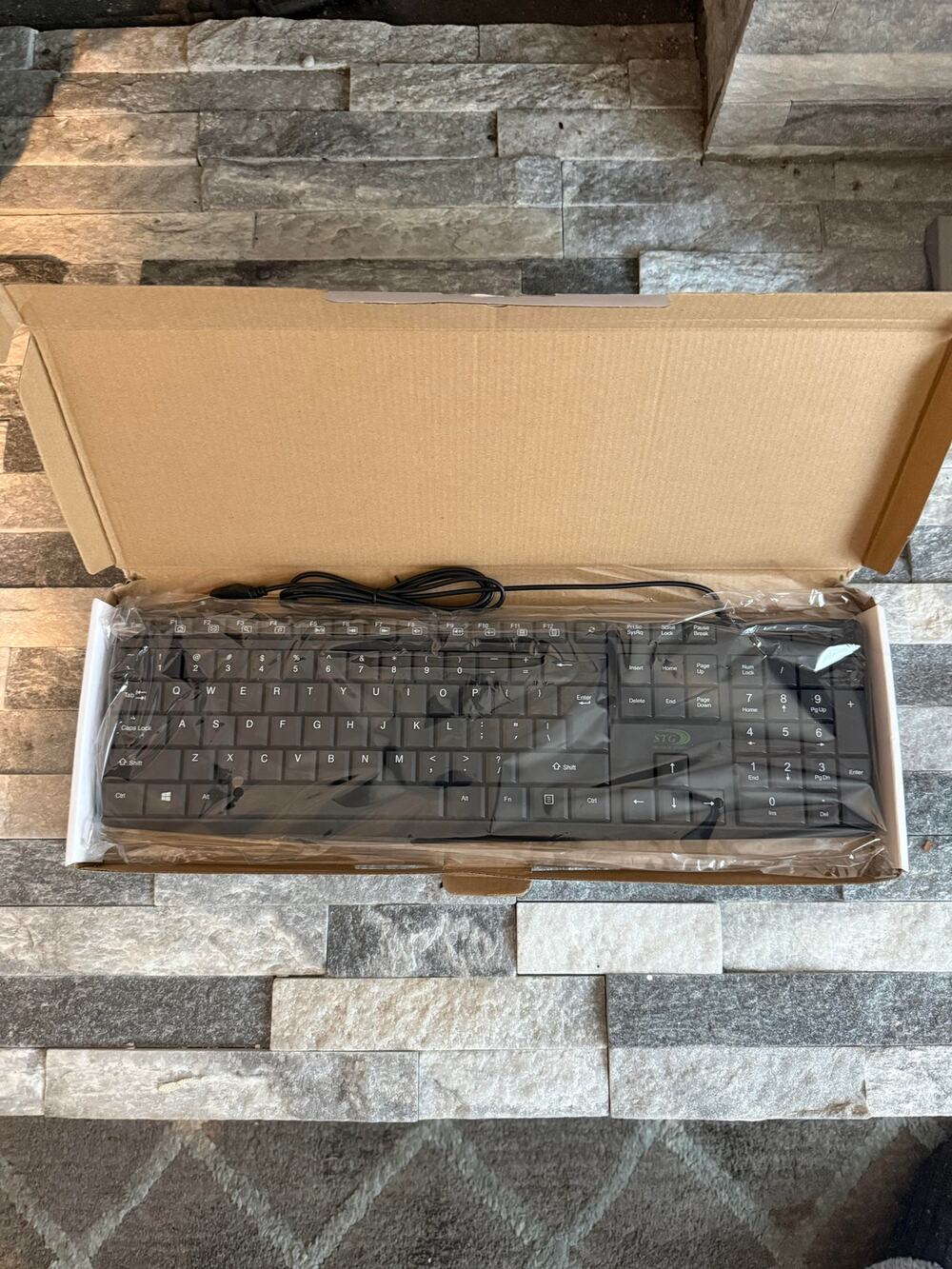 BT-KB104U-B-SB 104-Key USB Wired Keyboard - Black